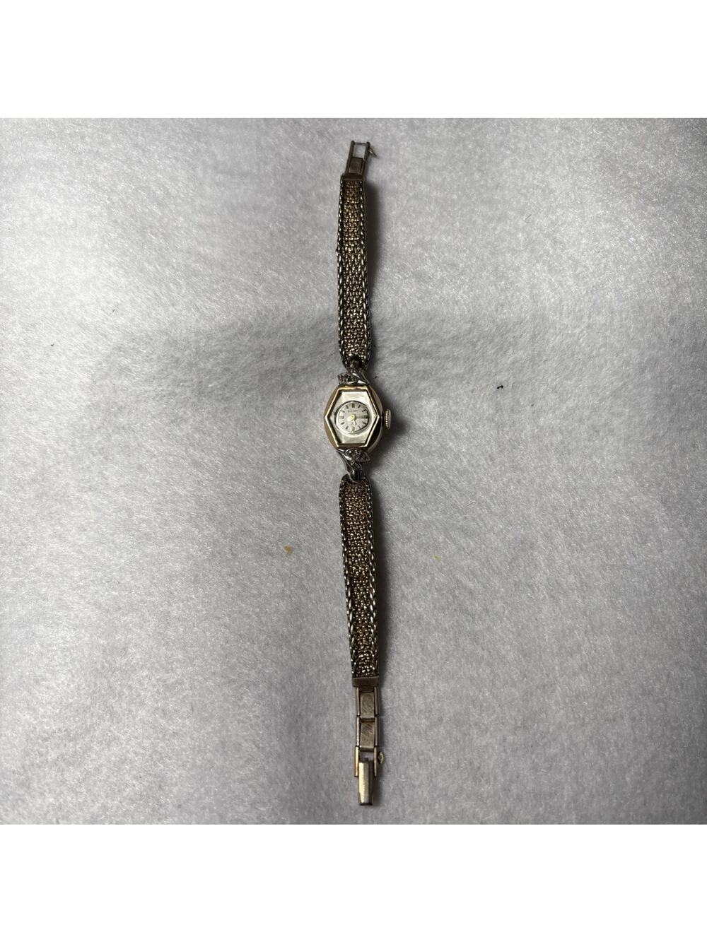 Vintage Bulova Ladies Cocktail Watch Gold Mesh Bracelet Runs & Keeps Time